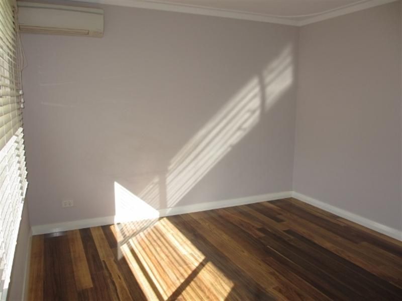 28 Solander Road, Hillarys WA 6025