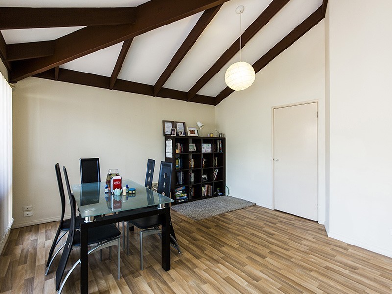 2/166 Odin Road, Innaloo WA 6018