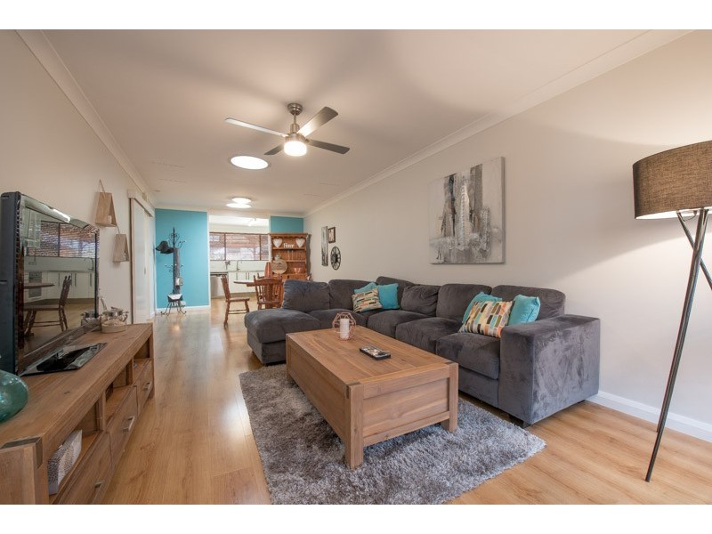 13 Burroughs Road, Karrinyup WA 6018