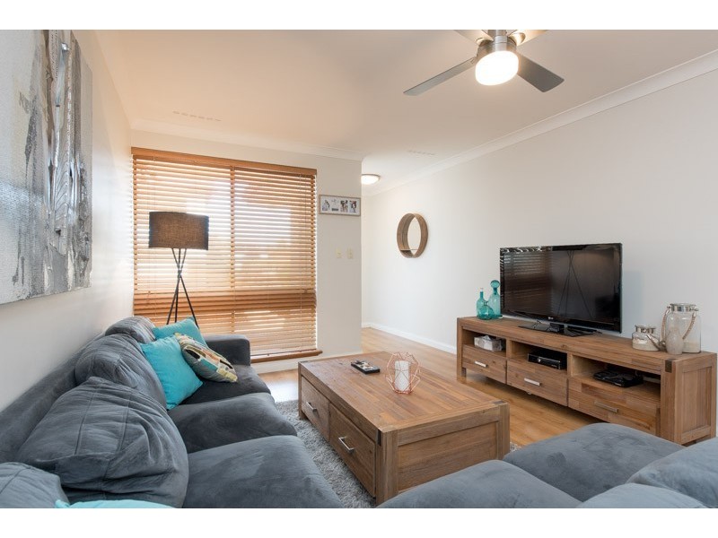 13 Burroughs Road, Karrinyup WA 6018