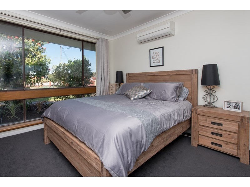 13 Burroughs Road, Karrinyup WA 6018