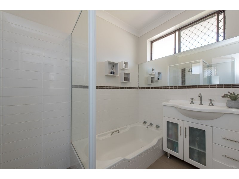 13 Burroughs Road, Karrinyup WA 6018