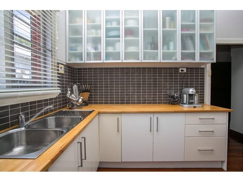 48 Grand Promenade, Bayswater WA 6053