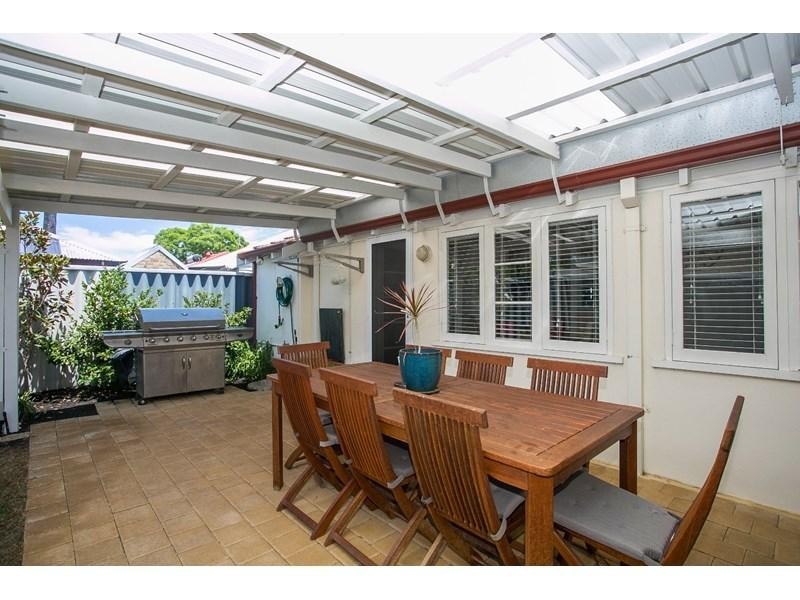 48 Grand Promenade, Bayswater WA 6053