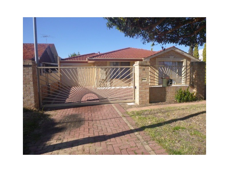 15 Birdwood Street, Innaloo WA 6018