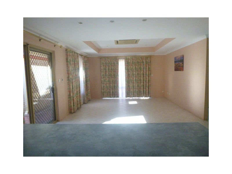 15 Birdwood Street, Innaloo WA 6018