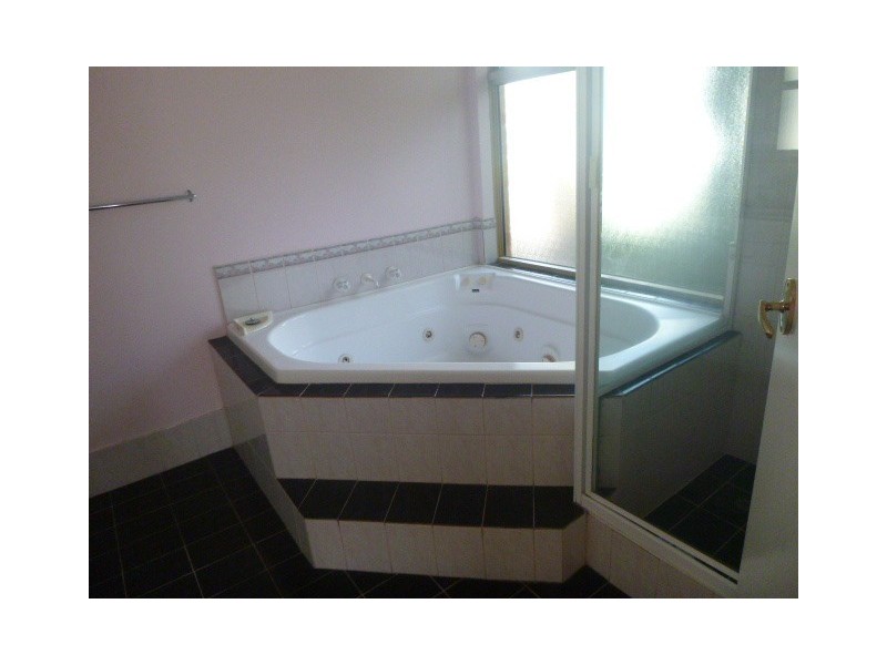 15 Birdwood Street, Innaloo WA 6018