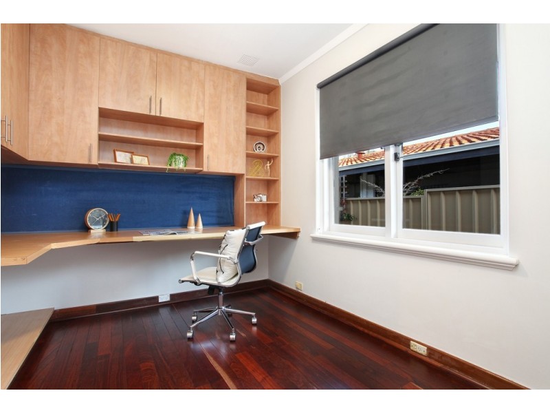 6 Teakwood Avenue, Woodlands WA 6018