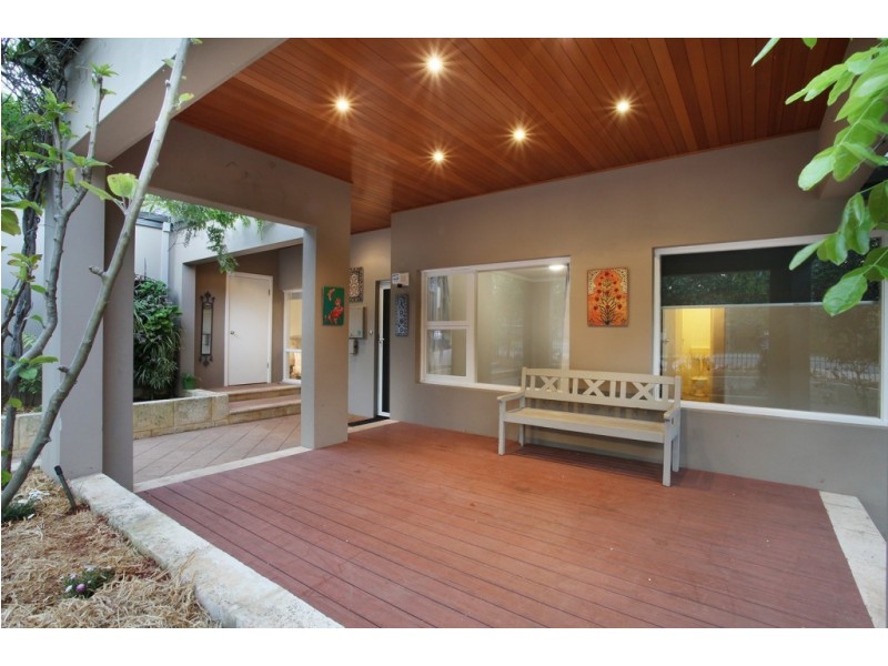 6 Teakwood Avenue, Woodlands WA 6018