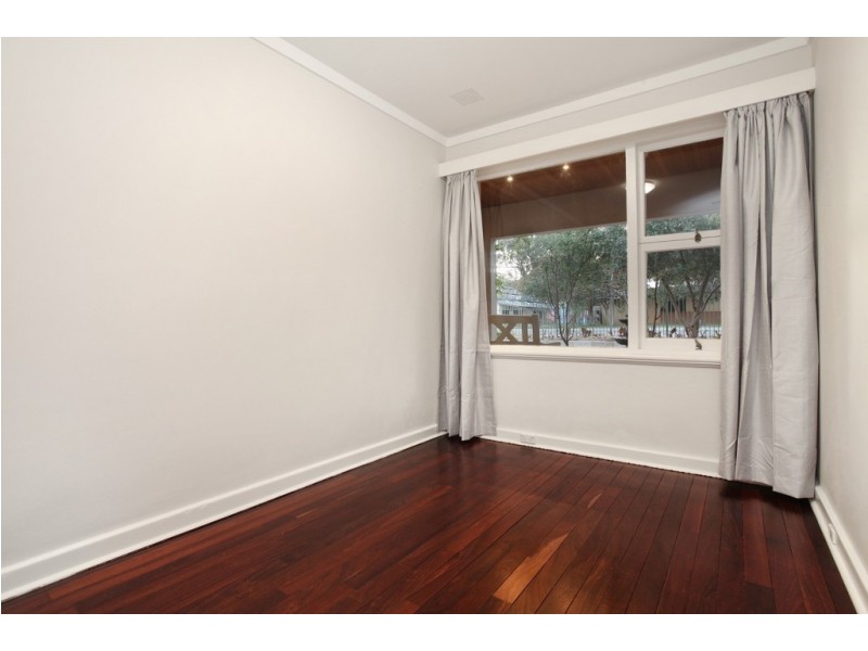 6 Teakwood Avenue, Woodlands WA 6018