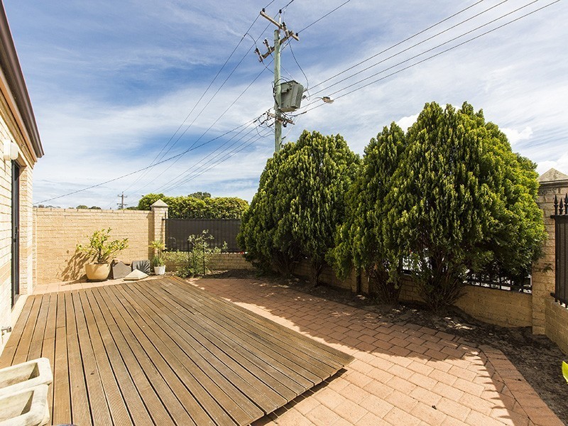 41 Barnes Street, Innaloo WA 6018