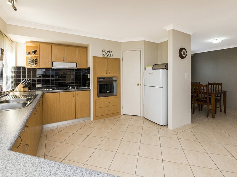 223b Huntriss Road, Doubleview WA 6018