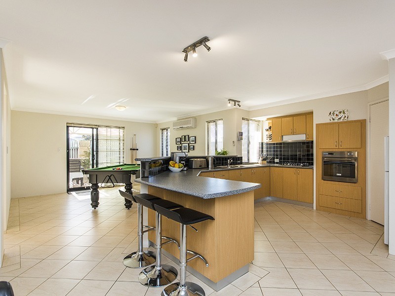 223b Huntriss Road, Doubleview WA 6018