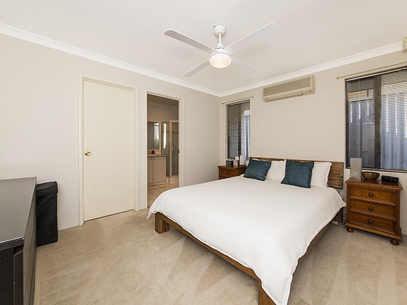 223b Huntriss Road, Doubleview WA 6018