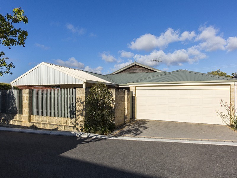 223b Huntriss Road, Doubleview WA 6018