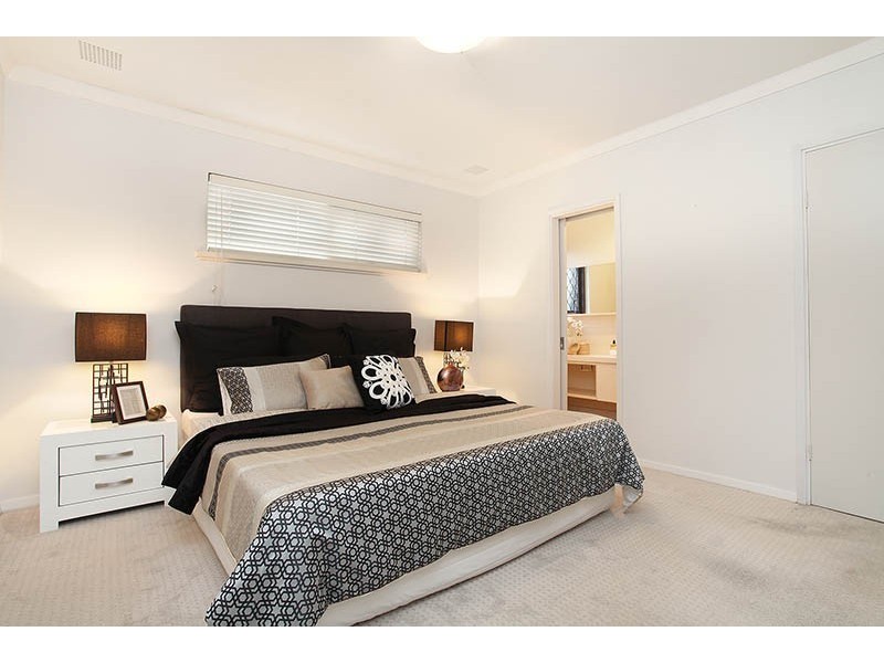 137 Paramatta Road, Doubleview WA 6018