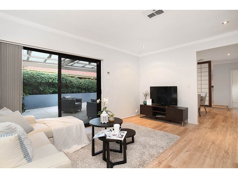137 Paramatta Road, Doubleview WA 6018