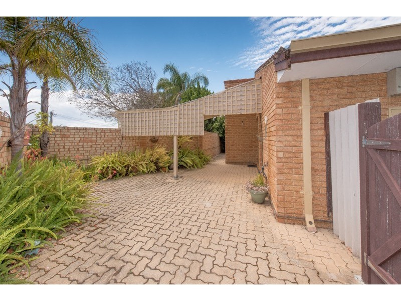1/3 Waterway Court, Churchlands WA 6018