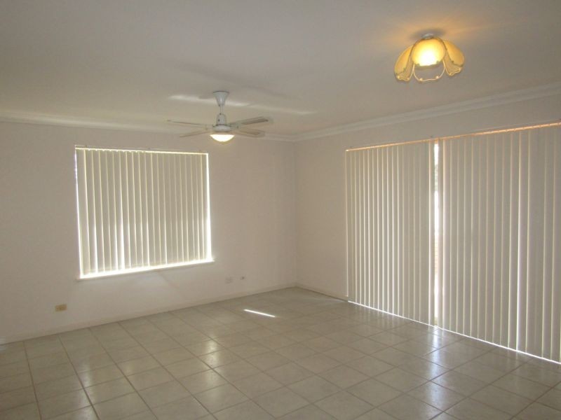 8/4 Roberts Street, Bayswater WA 6053