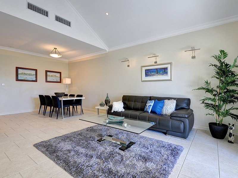 27A Francis Avenue, Karrinyup WA 6018