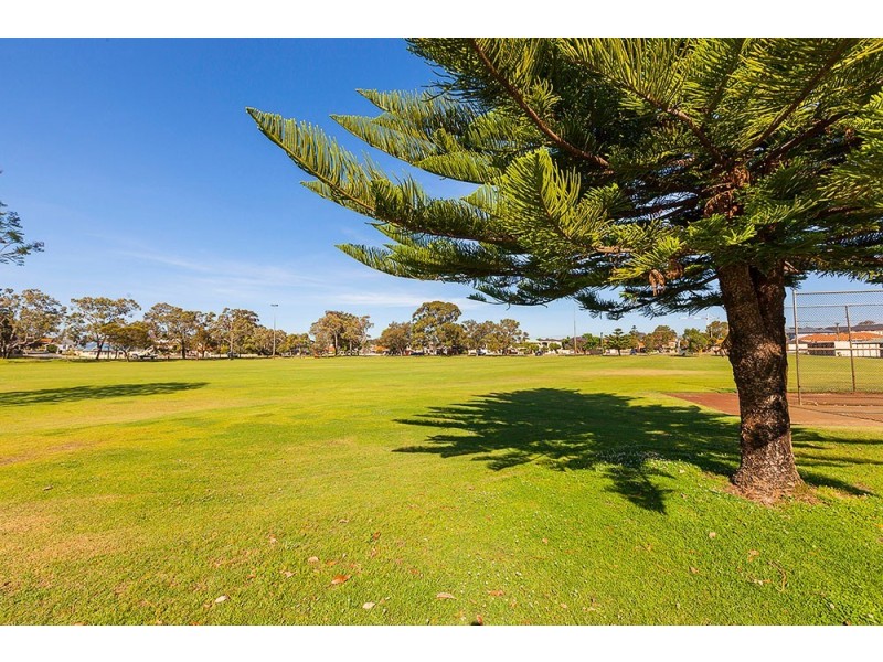 33b Shaw Road, Innaloo WA 6018