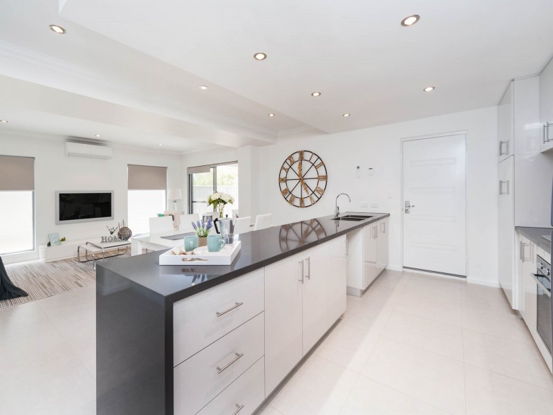 B/4 Dean Street, Karrinyup WA 6018