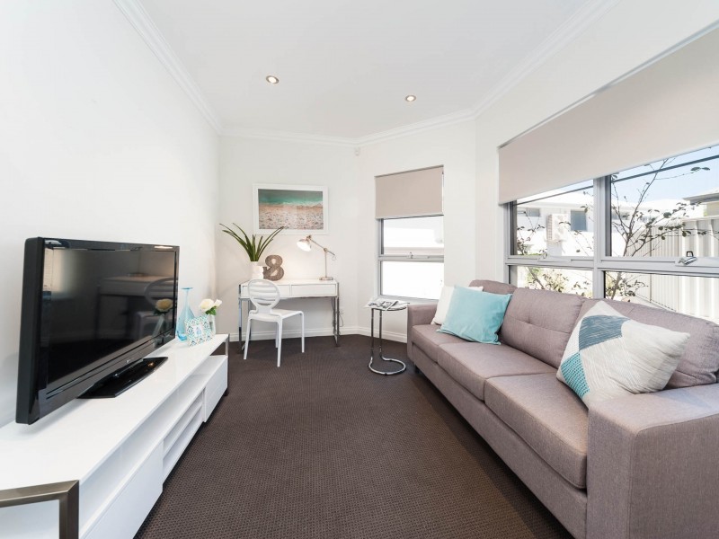 B/4 Dean Street, Karrinyup WA 6018