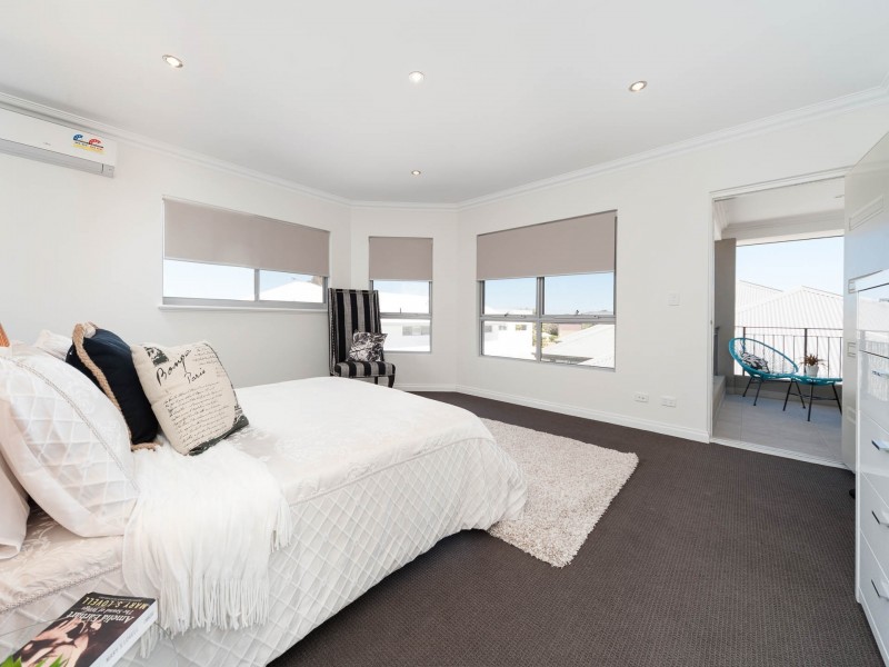 B/4 Dean Street, Karrinyup WA 6018