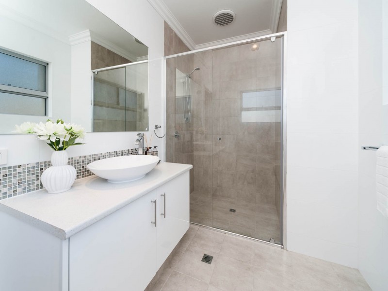 B/4 Dean Street, Karrinyup WA 6018