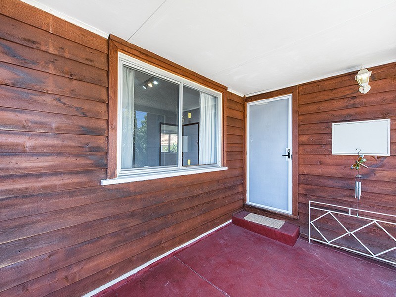 216 Holbeck Street, Doubleview WA 6018