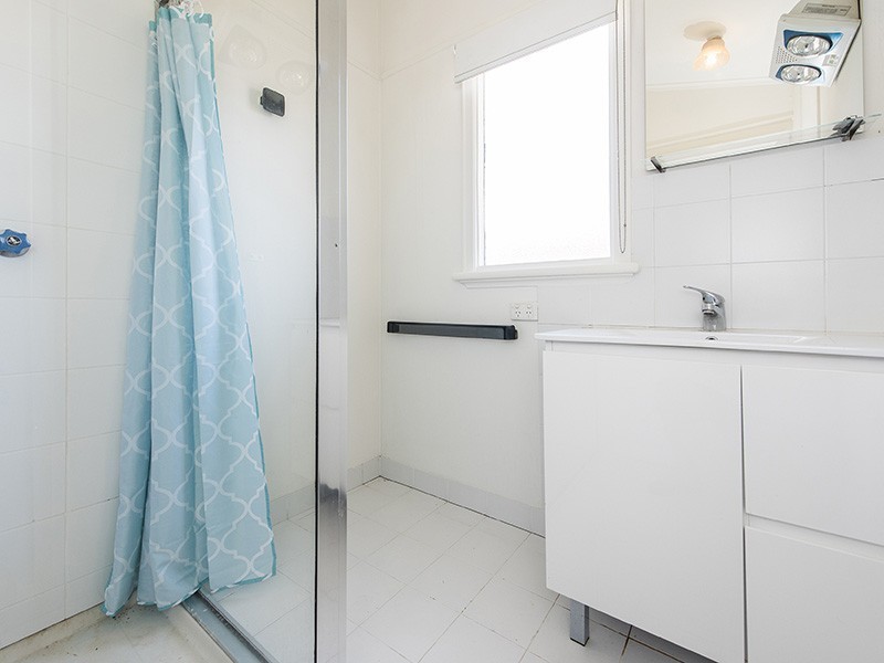 216 Holbeck Street, Doubleview WA 6018