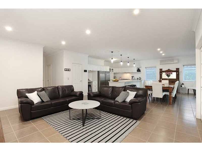 12 Willow Road, Woodlands WA 6018