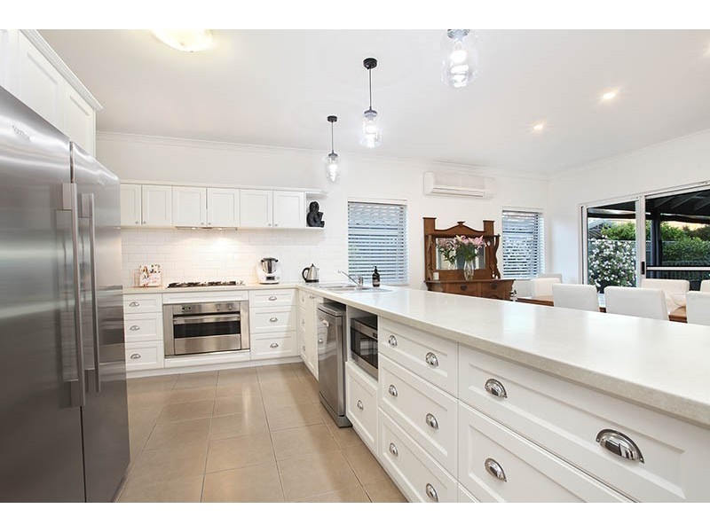 12 Willow Road, Woodlands WA 6018