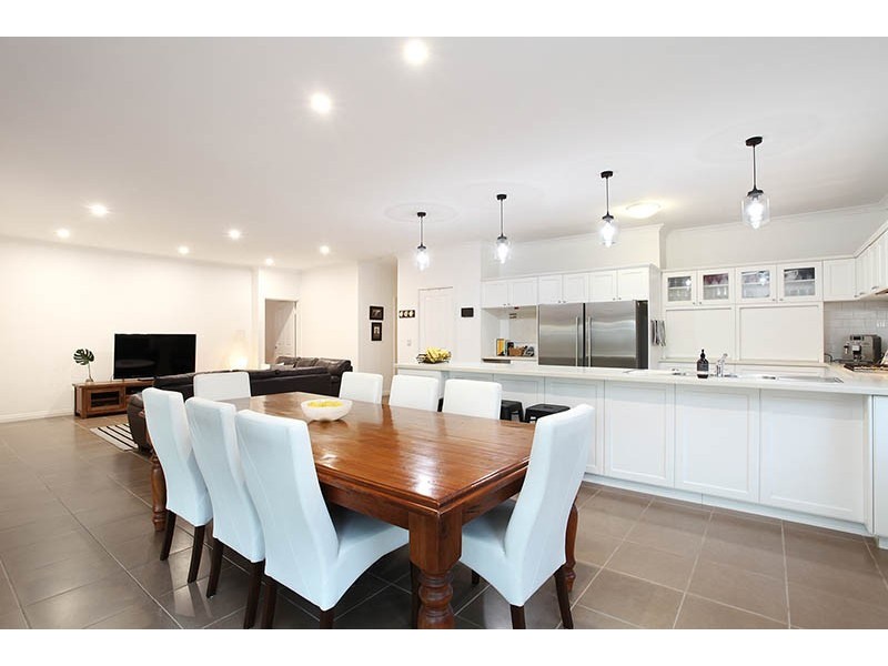 12 Willow Road, Woodlands WA 6018