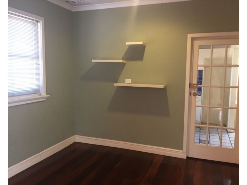 15 Farris Street, Innaloo WA 6018