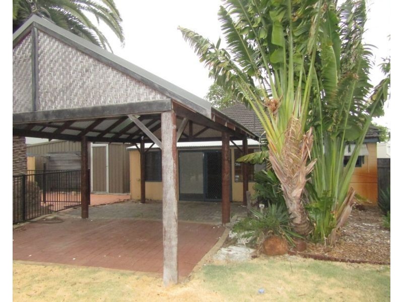 15 Farris Street, Innaloo WA 6018