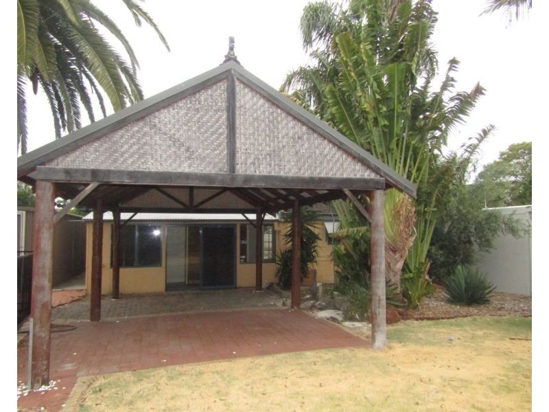 15 Farris Street, Innaloo WA 6018