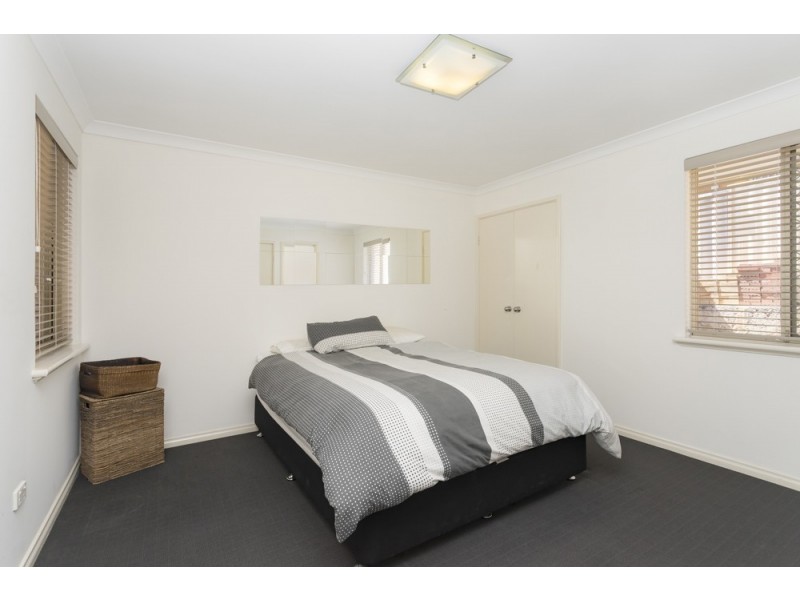 51 Crocker Way, Innaloo WA 6018