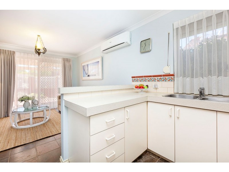 1/281 Hancock Street, Doubleview WA 6018