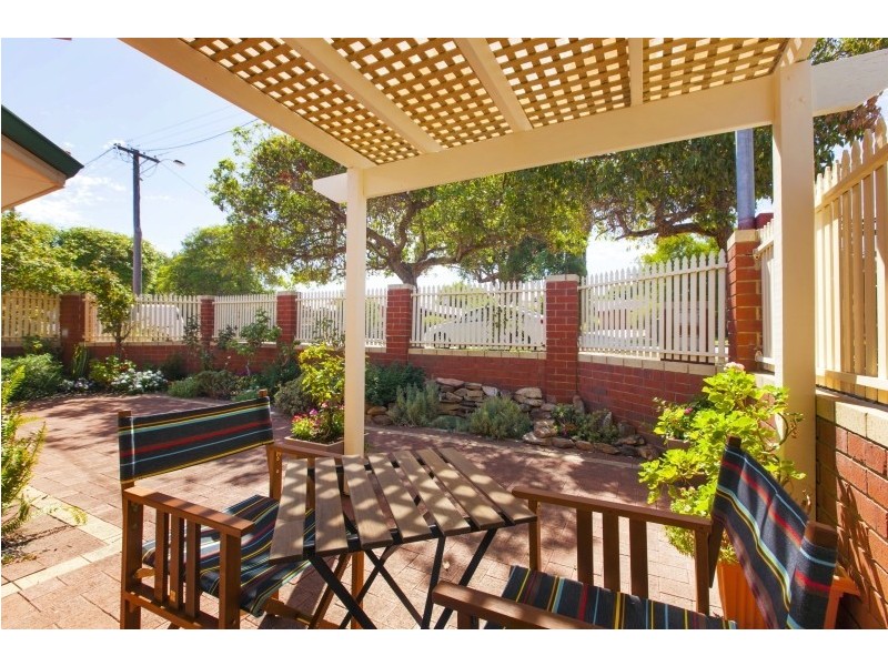 1/281 Hancock Street, Doubleview WA 6018