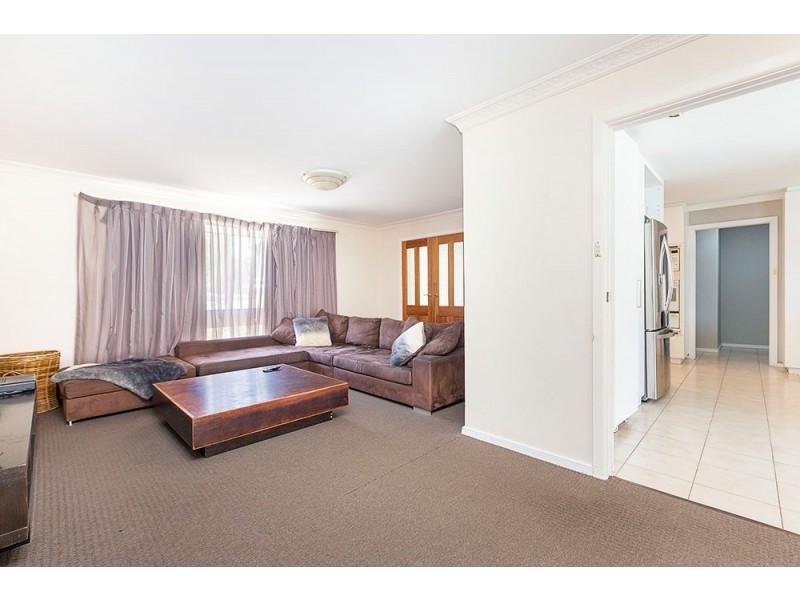 35 Willow Road, Woodlands WA 6018