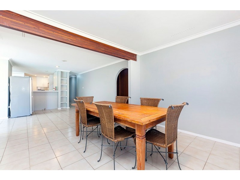 35 Willow Road, Woodlands WA 6018