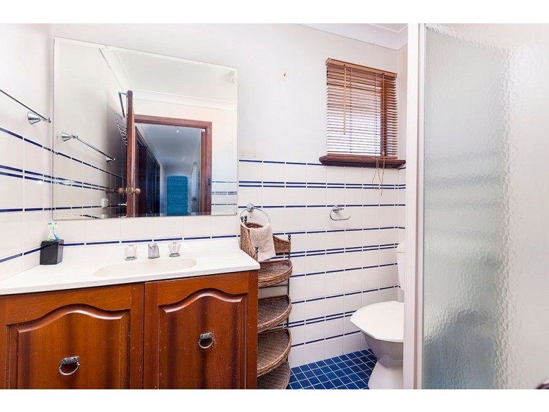 35 Willow Road, Woodlands WA 6018