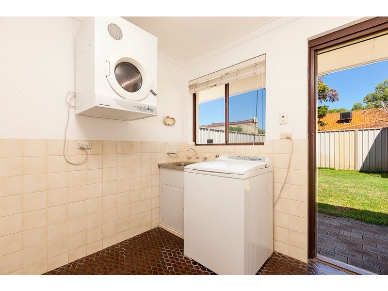 35 Willow Road, Woodlands WA 6018