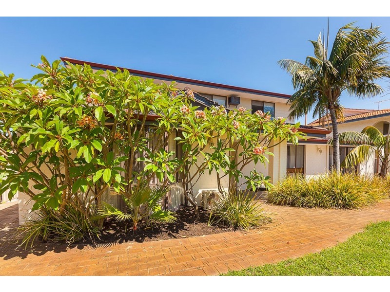 35 Willow Road, Woodlands WA 6018