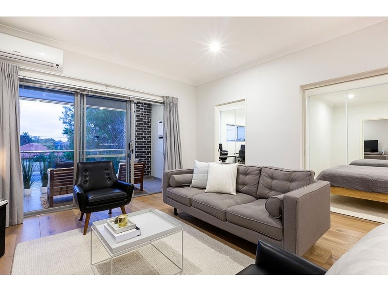 11/40 Muir Street, Innaloo WA 6018