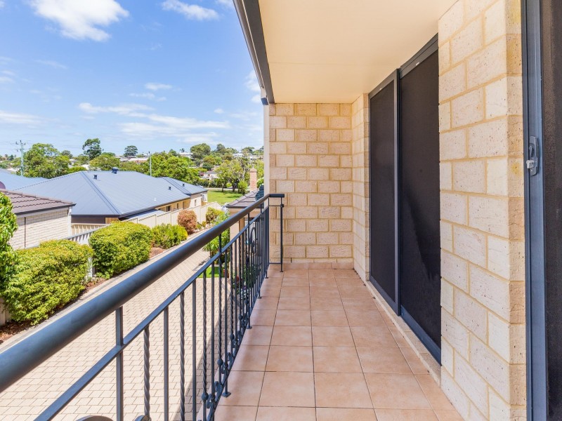 108B Huntriss Road, Karrinyup WA 6018