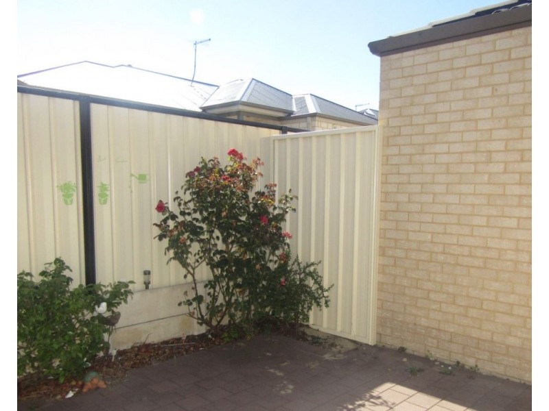 10A Roebuck Street, Innaloo WA 6018