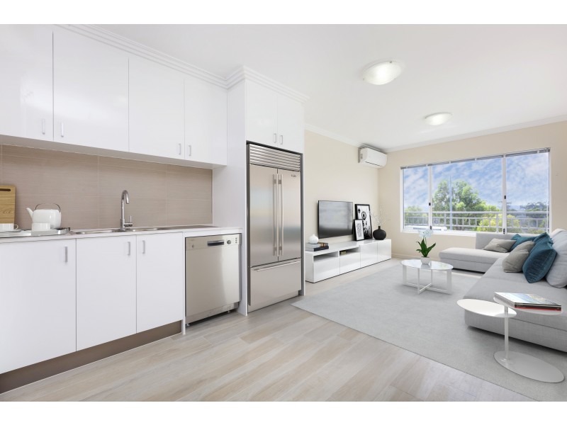 65 Lakeside Drive, Joondalup WA 6027