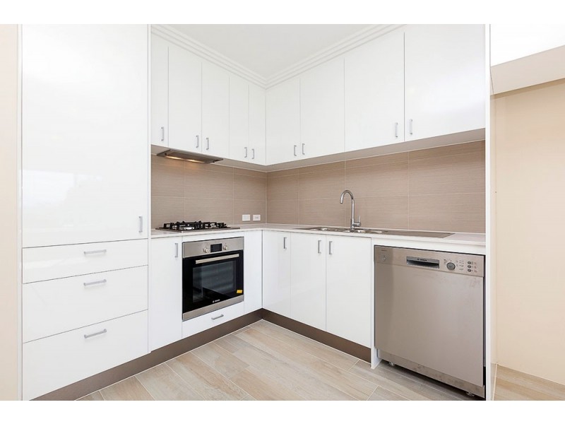 65 Lakeside Drive, Joondalup WA 6027